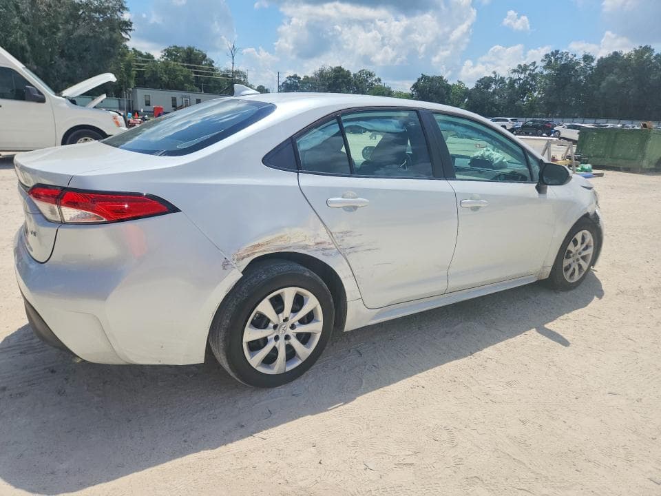 2024 TOYOTA COROLLA LE 3