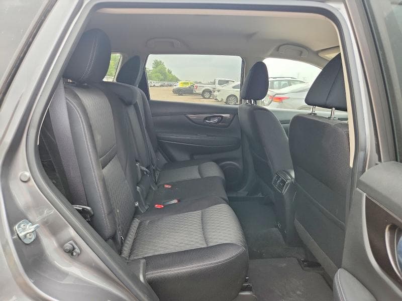 2019 NISSAN ROGUE SV 10