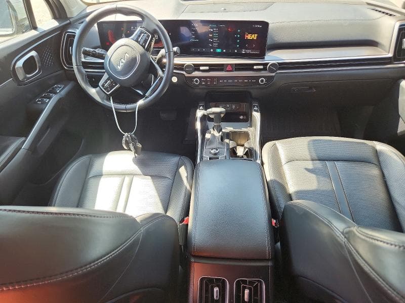 2024 KIA SORENTO EX 8