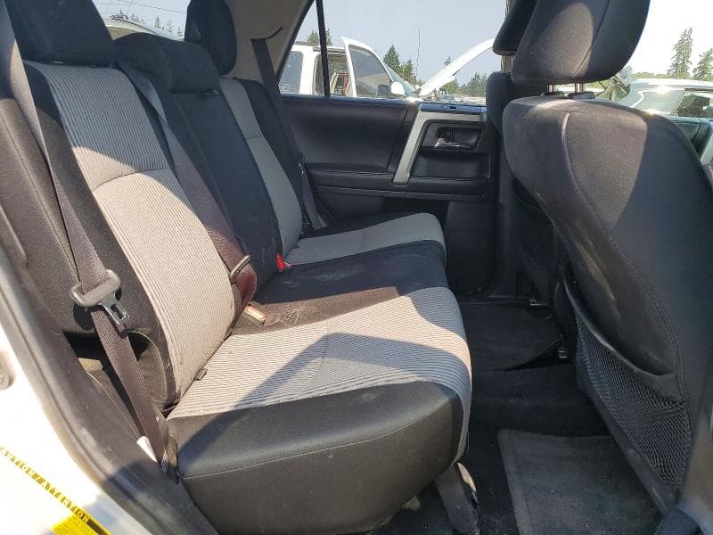 2018 TOYOTA 4RUNNER SR5 11