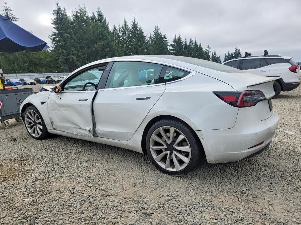 2020 TESLA MODEL 3 2