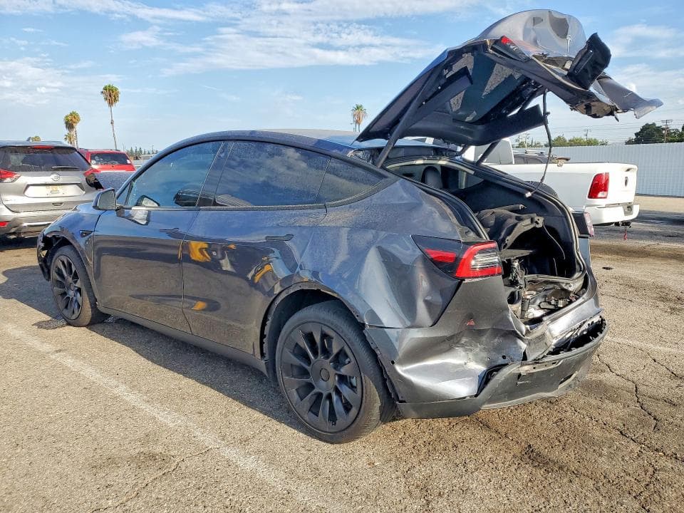 2023 TESLA MODEL Y 2