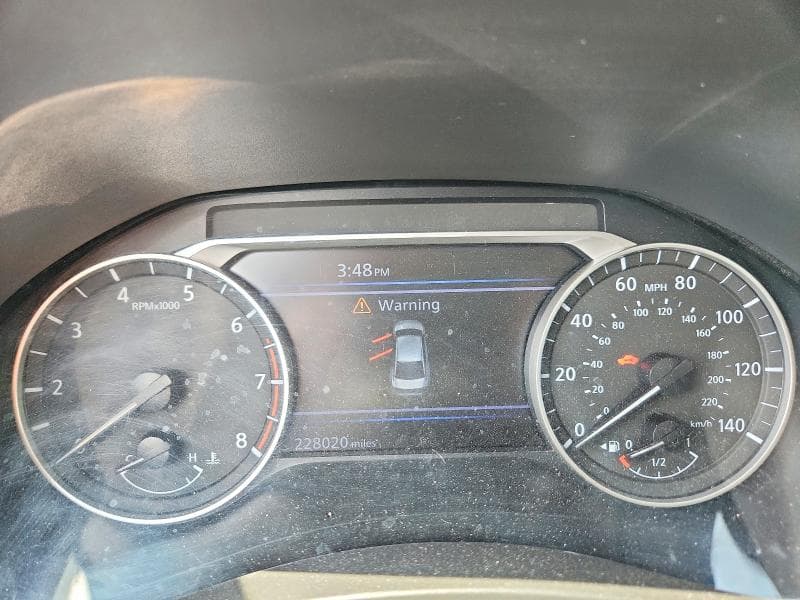 2019 NISSAN ALTIMA SV 9