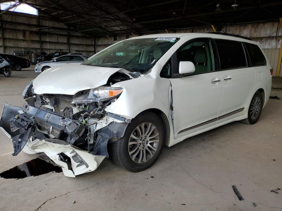 2020 TOYOTA SIENNA XLE PREMIUM 8-PASSENGER - 1