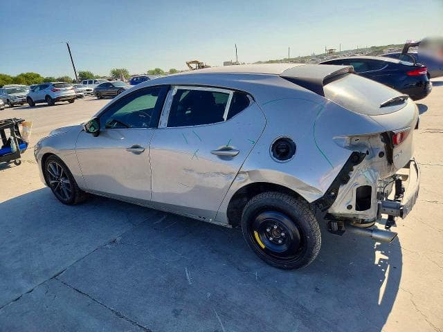 2024 MAZDA 3 PREFERRED 2