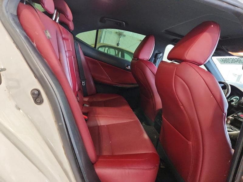 2017 LEXUS IS 300 10