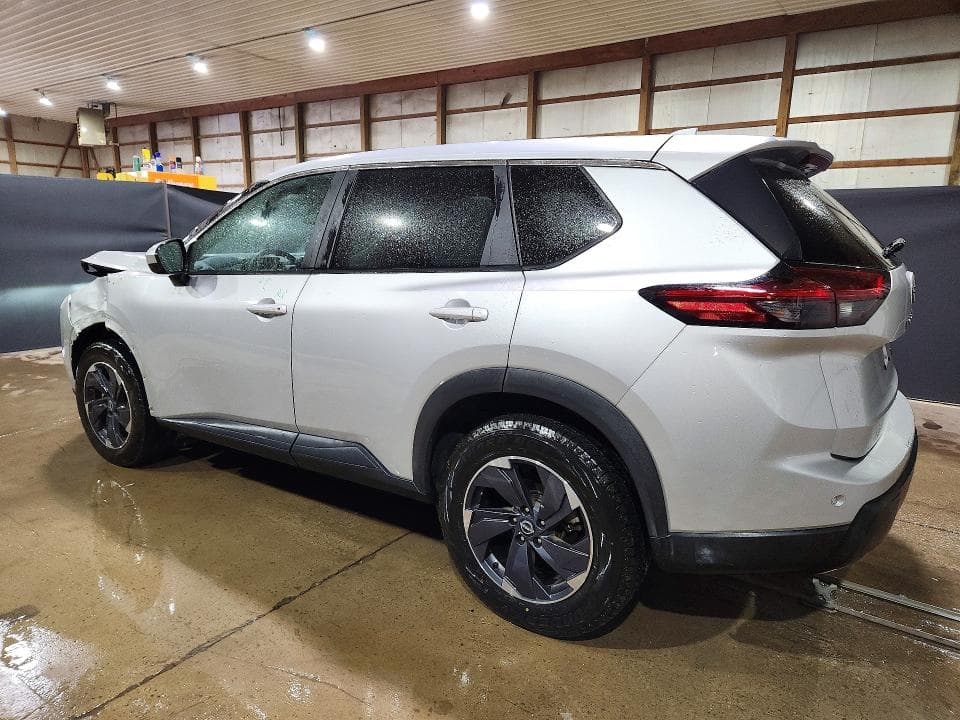 2024 NISSAN ROGUE SV 2
