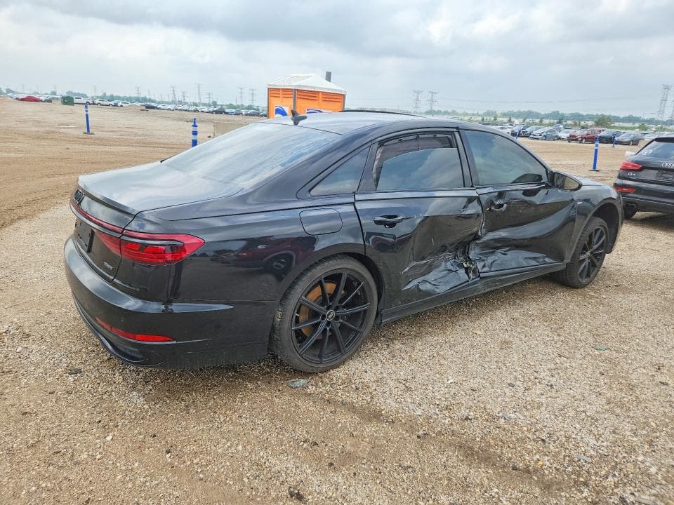 2022 AUDI A8 L 3
