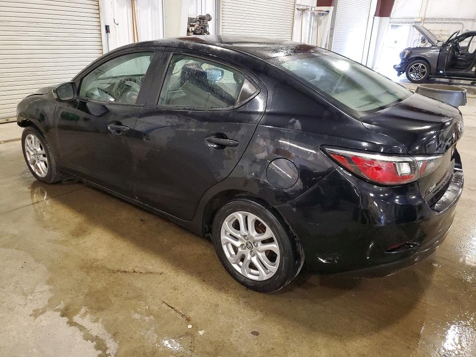 2017 TOYOTA YARIS IA BASE 2