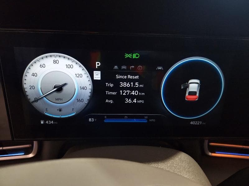2025 HYUNDAI ELANTRA SEL 9
