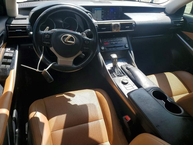 2017 LEXUS IS 300 8