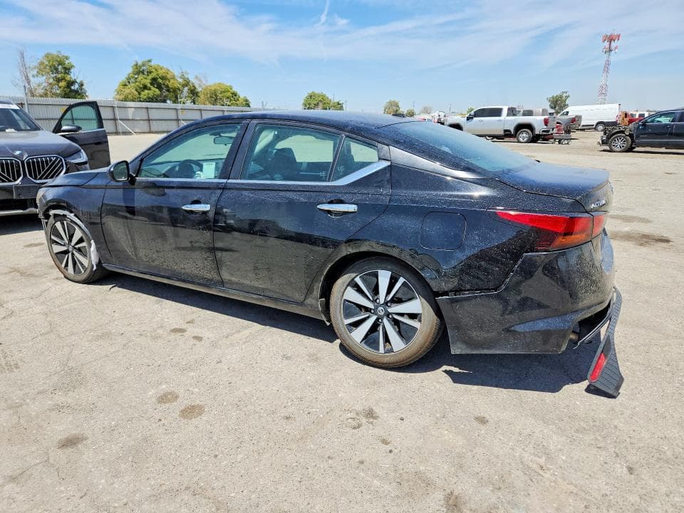 2021 NISSAN ALTIMA SV 2