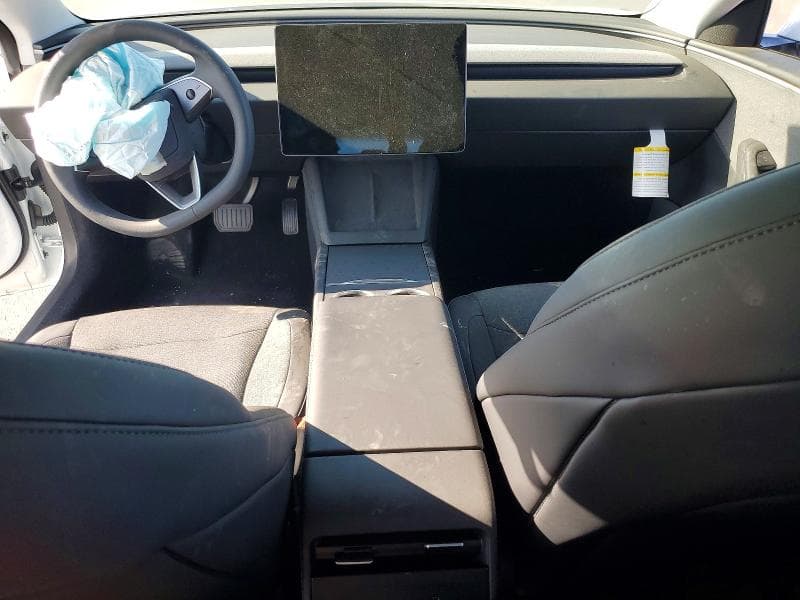 2026 TESLA MODEL 3 8