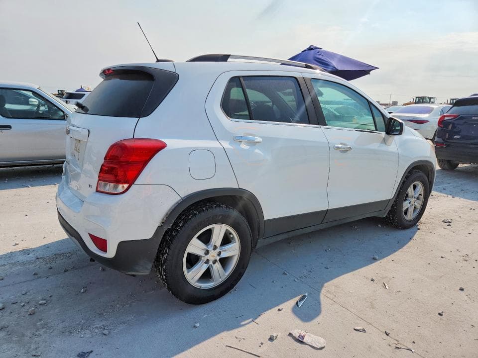 2019 CHEVROLET TRAX 1LT 3
