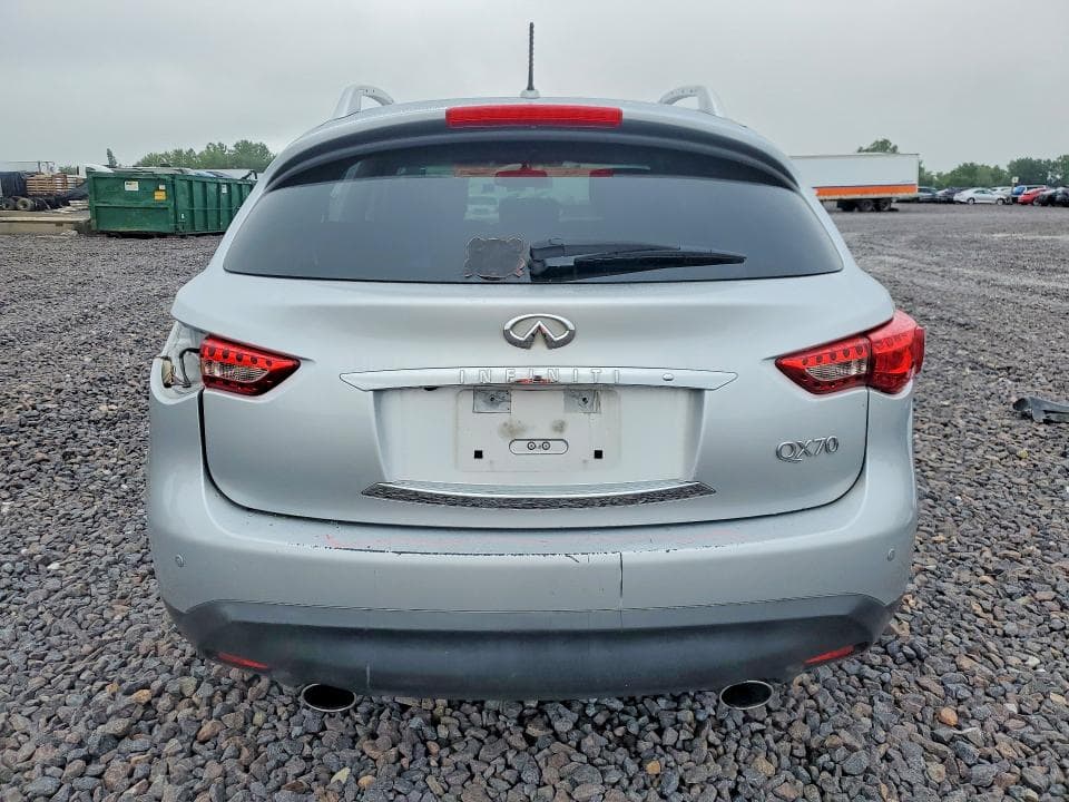 2017 INFINITI QX70 BASE 6