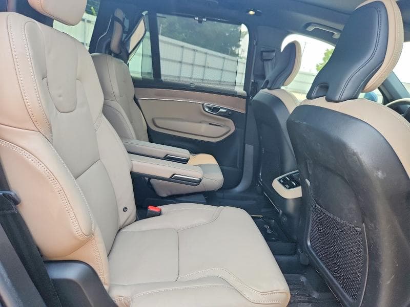2026 VOLVO XC90 ULTRA 10