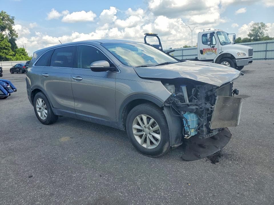 2018 KIA SORENTO L 4