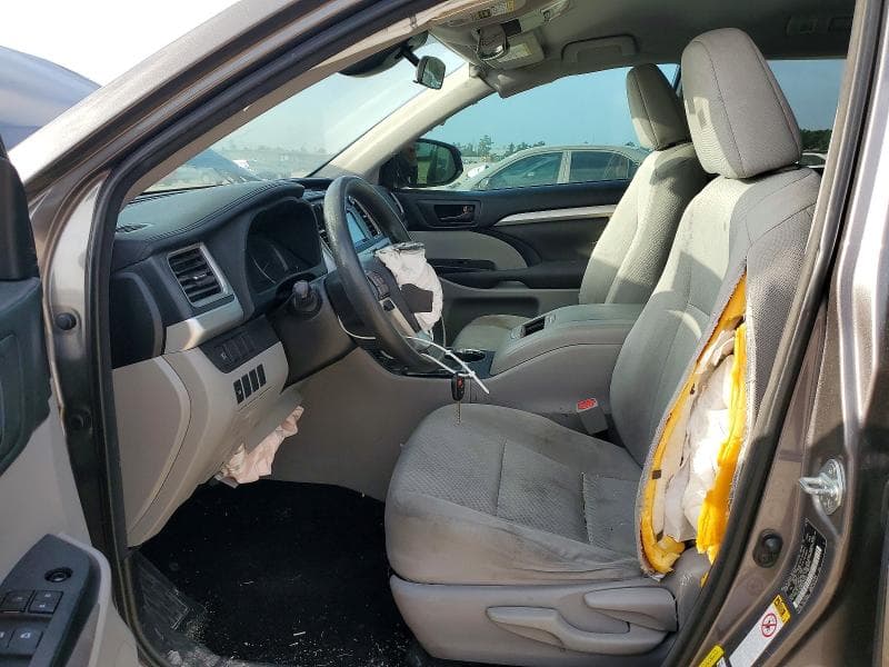 2018 TOYOTA HIGHLANDER LE 7