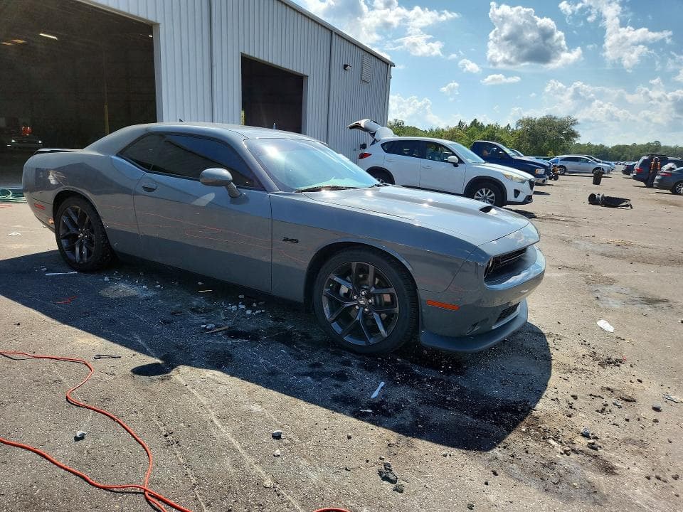 2023 DODGE CHALLENGER R/T 4