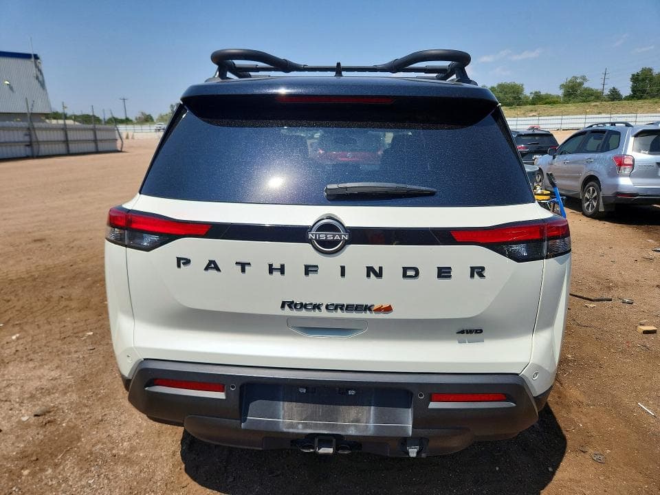 2023 NISSAN PATHFINDER SV 6