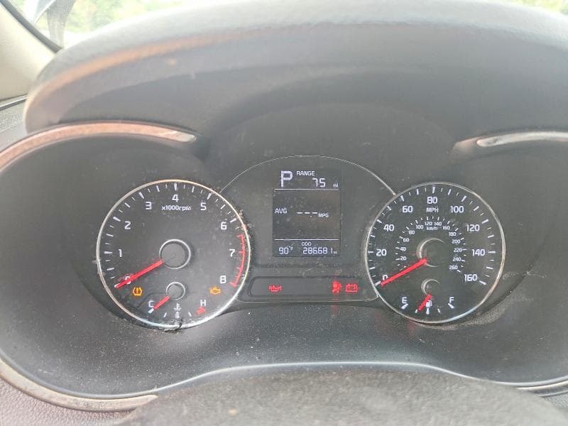 2017 KIA FORTE LX 9