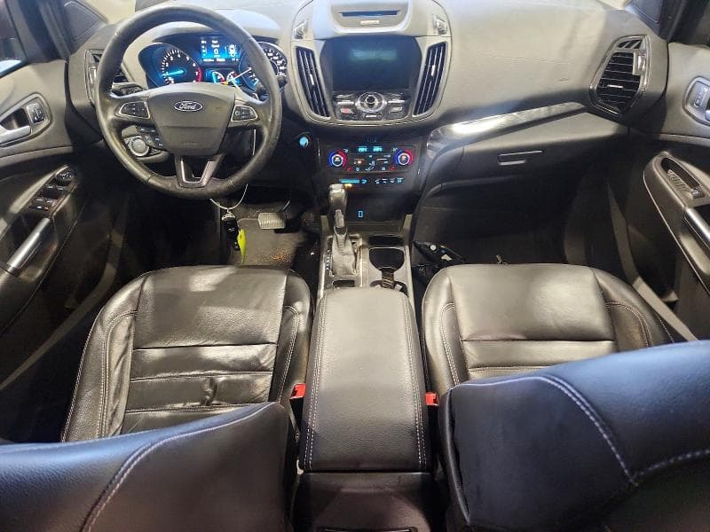 2017 FORD ESCAPE TITANIUM 8