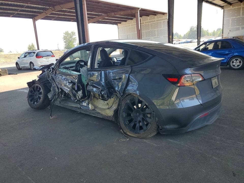 2023 TESLA MODEL Y 2