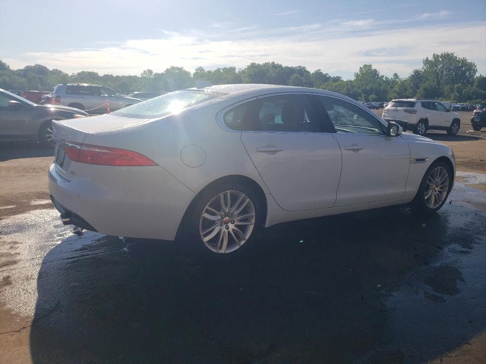 2018 JAGUAR XF PORTFOLIO LE 3
