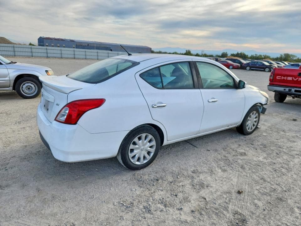 2019 NISSAN VERSA SV 3