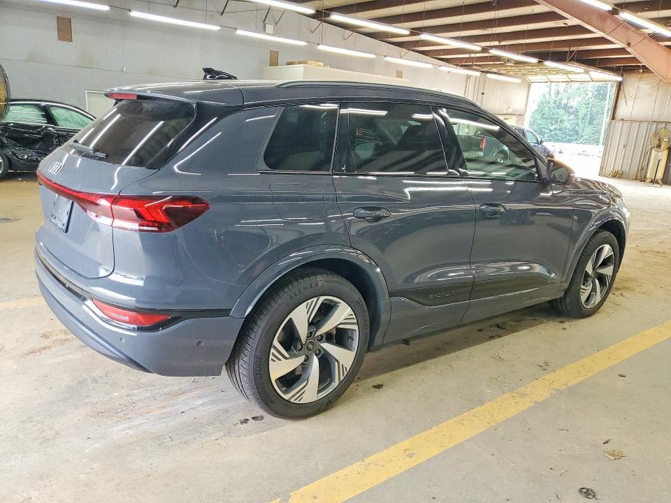 2025 AUDI Q6 E-TRON PREMIUM PLUS 3