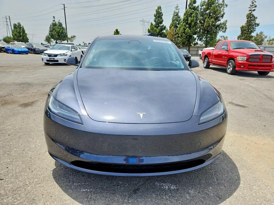 2025 TESLA MODEL 3 5