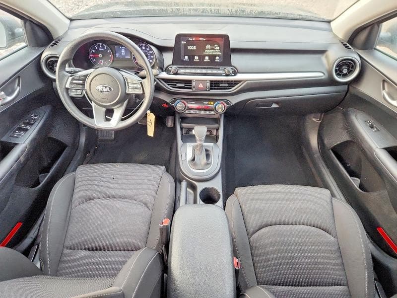 2019 KIA FORTE FE 8