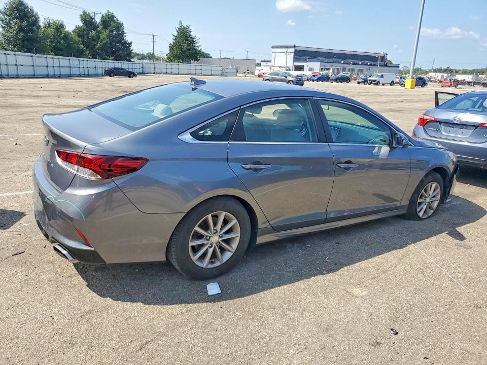 2018 HYUNDAI SONATA SE 3