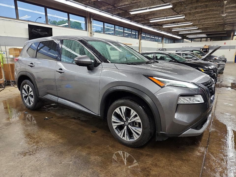 2021 NISSAN ROGUE SV 4