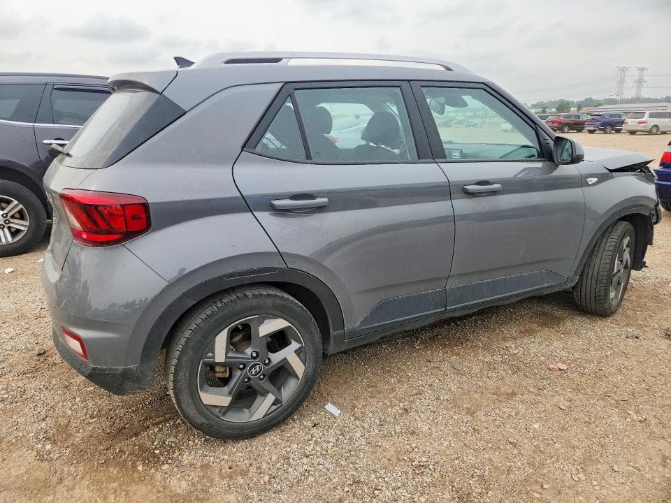 2021 HYUNDAI VENUE SEL 3