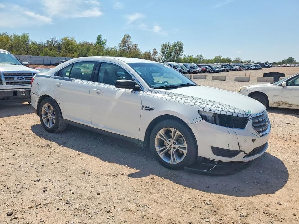 2017 FORD TAURUS SE 4