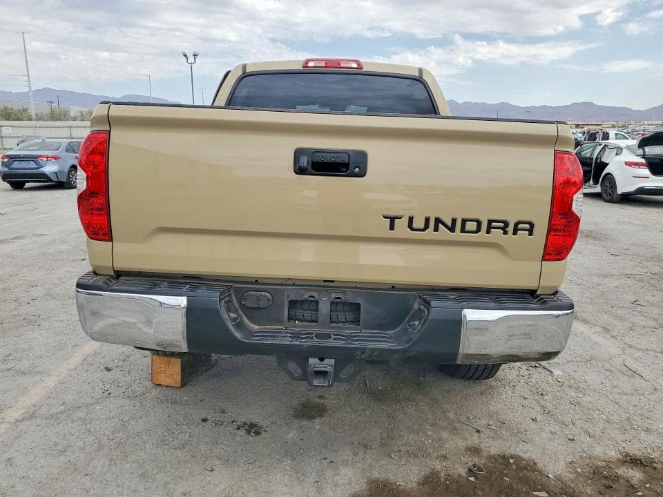 2019 TOYOTA TUNDRA SR5 6
