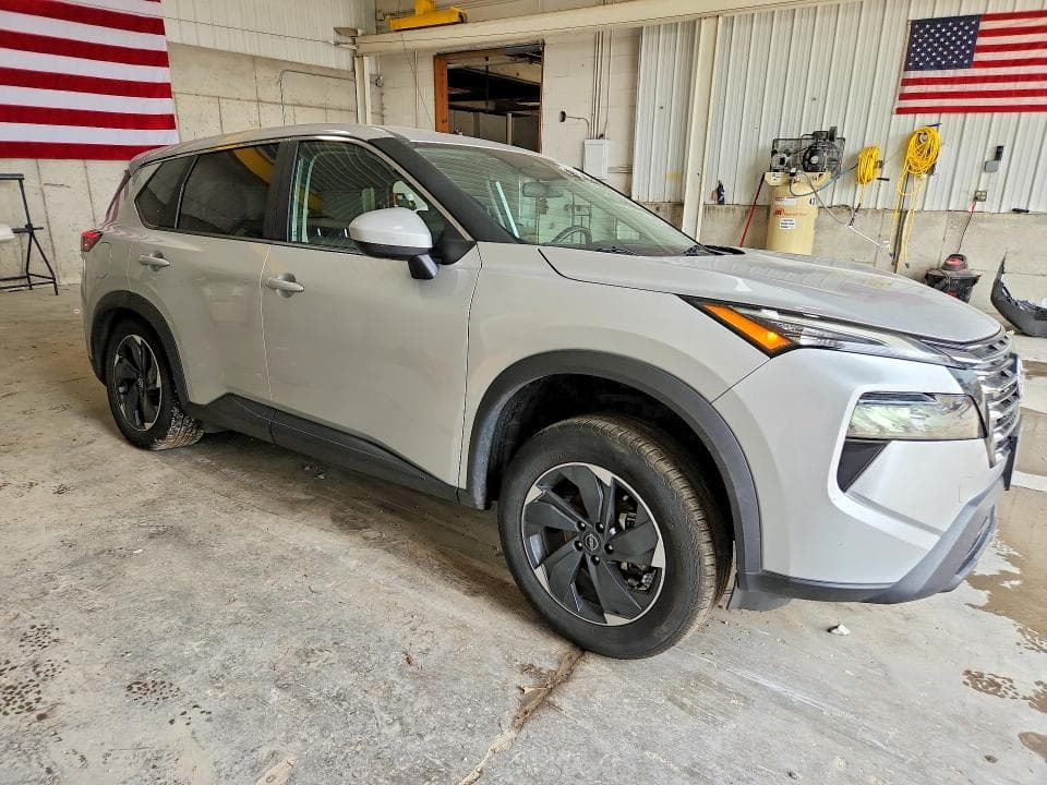 2025 NISSAN ROGUE SV 4
