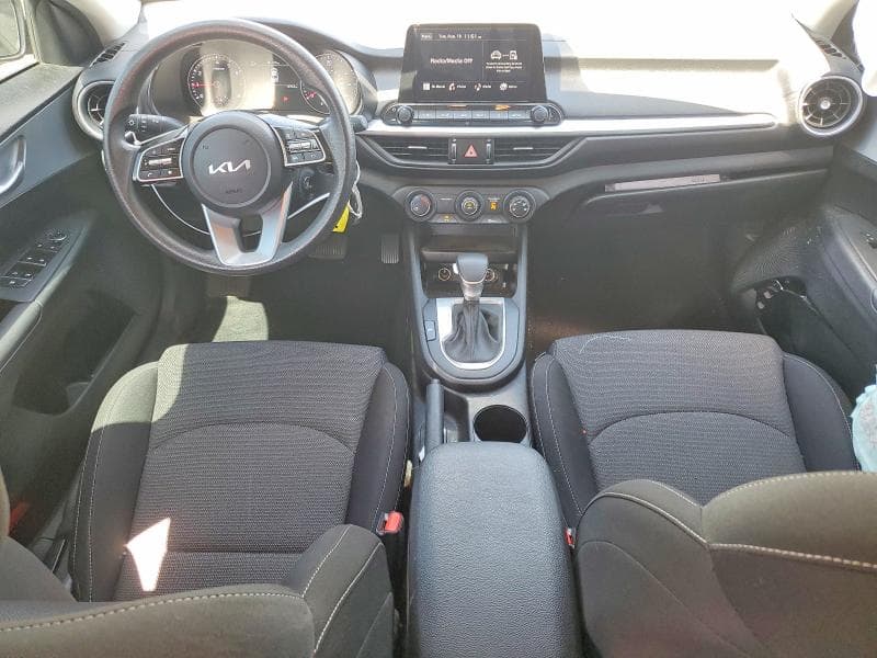 2023 KIA FORTE LXS 8