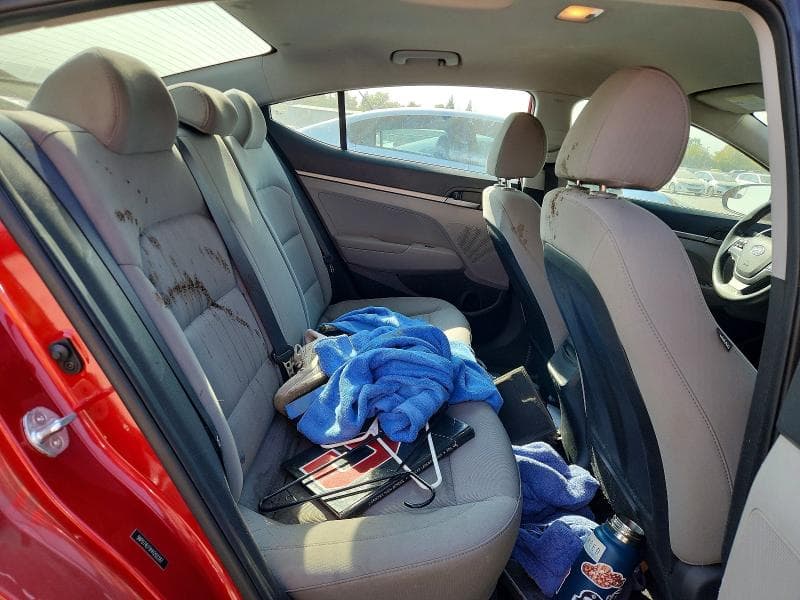 2017 HYUNDAI ELANTRA SE 10