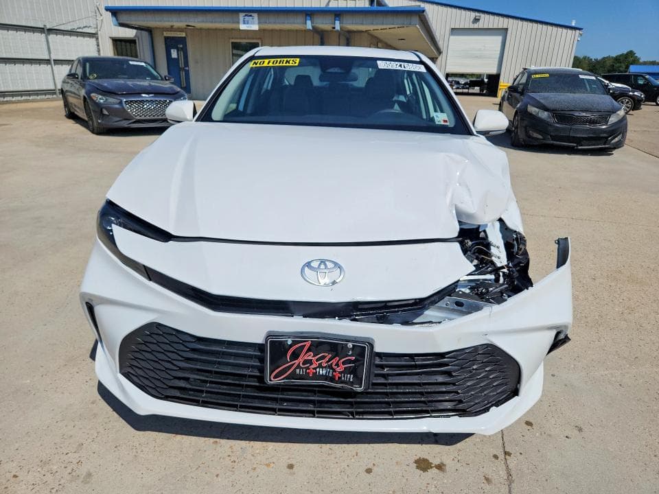 2025 TOYOTA CAMRY LE 5