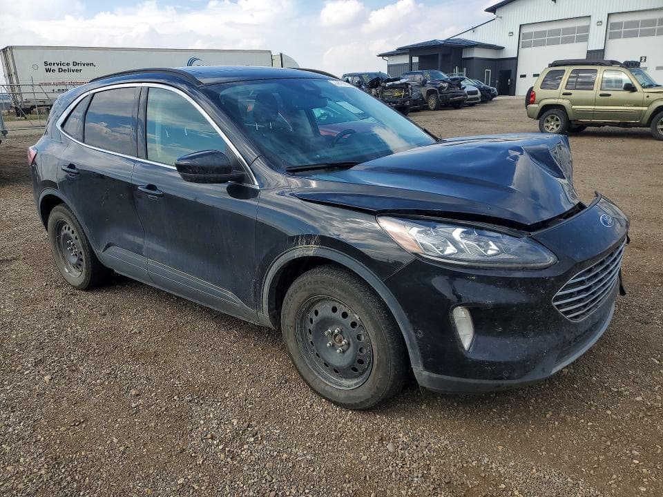 2021 FORD ESCAPE TITANIUM 4