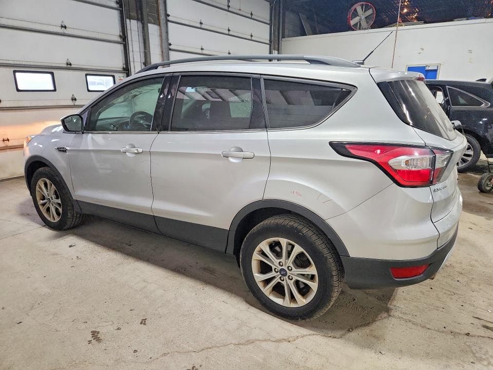 2018 FORD ESCAPE SE 2