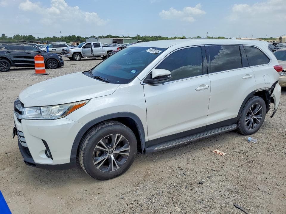 2019 TOYOTA HIGHLANDER LE PLUS - 1