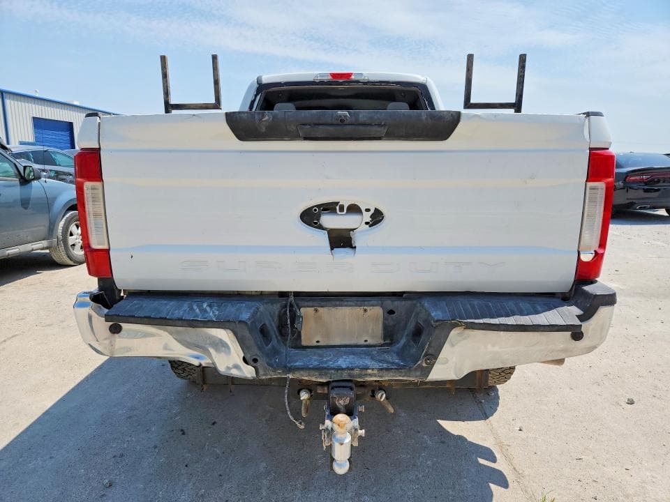 2017 FORD F350 SUPER DUTY 6