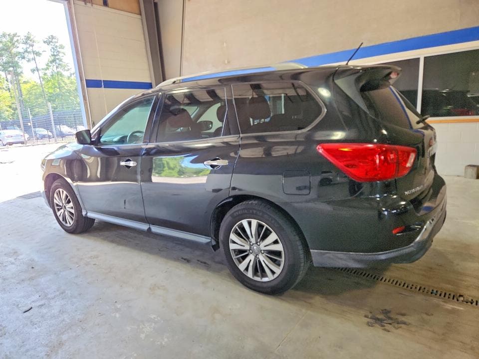 2018 NISSAN PATHFINDER S 2