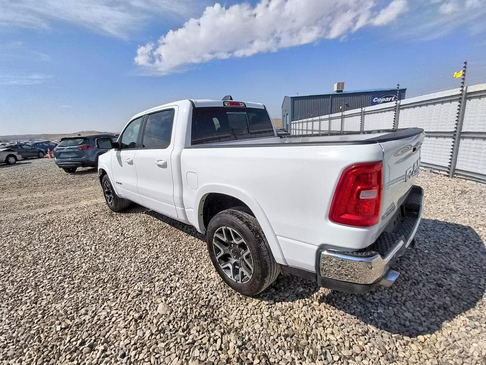2025 RAM 1500 LARAMIE 2