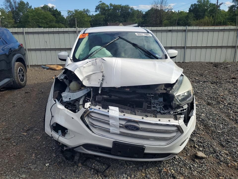 2017 FORD ESCAPE SE 5