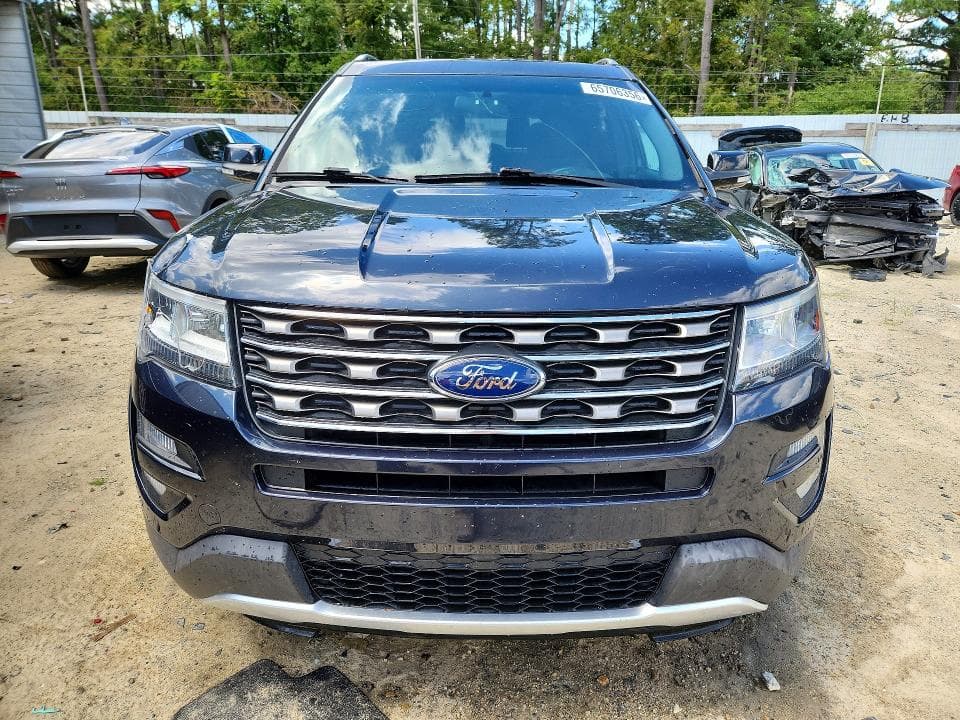 2017 FORD EXPLORER XLT 5