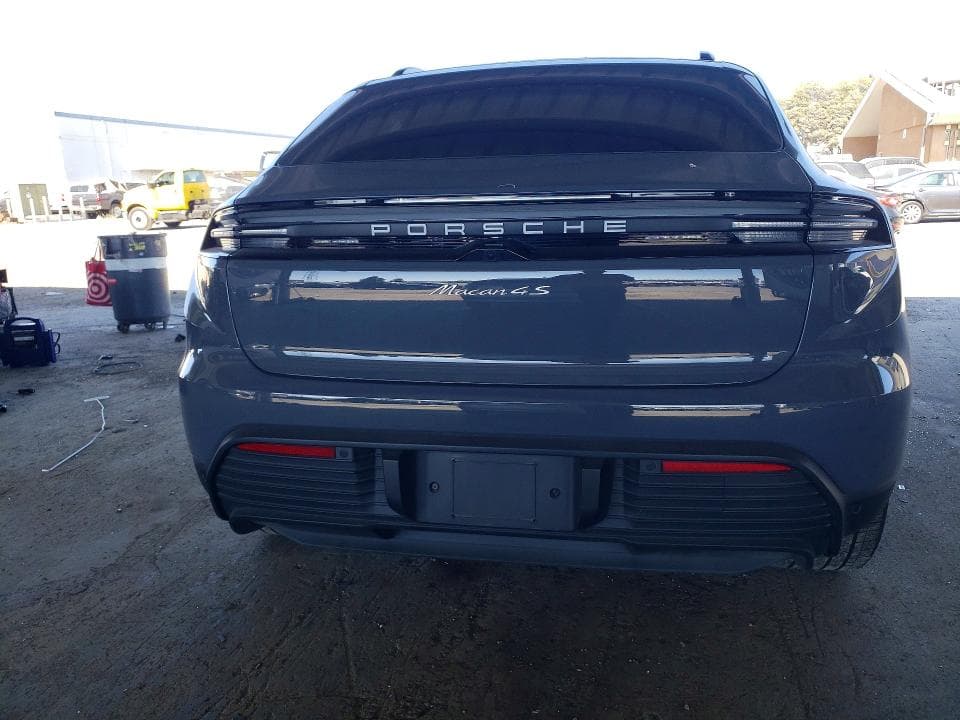 2025 PORSCHE MACAN 4S 6